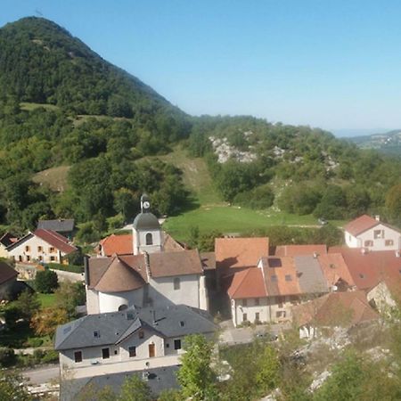 Le Manoir Bed & Breakfast Chaumont  ภายนอก รูปภาพ