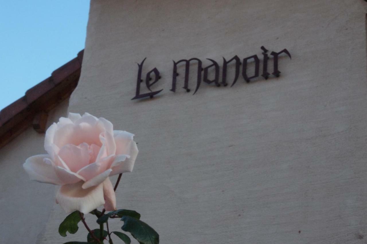 Le Manoir Bed & Breakfast Chaumont  ภายนอก รูปภาพ